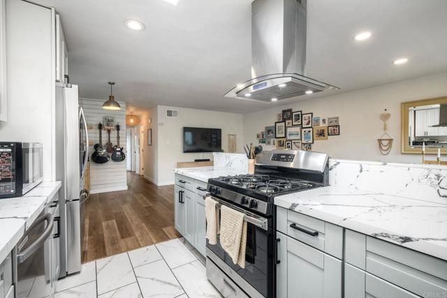 3929 Marvin Street, Oceanside, CA 92056