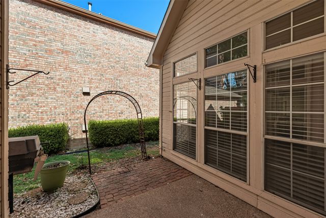 2716 Carnation Drive, Richardson, TX 75082