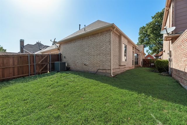 2716 Carnation Drive, Richardson, TX 75082