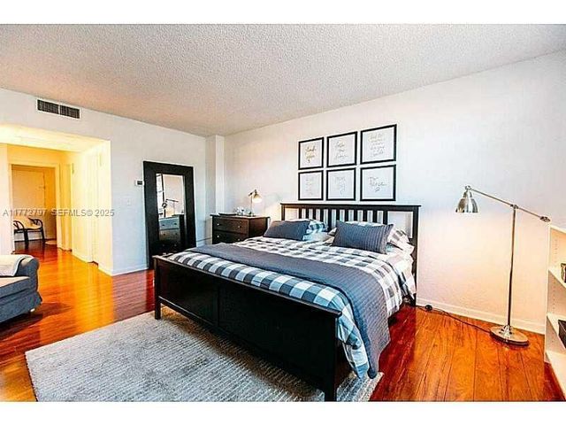 19370 Collins Avenue 326, Sunny Isles Beach, FL 33160