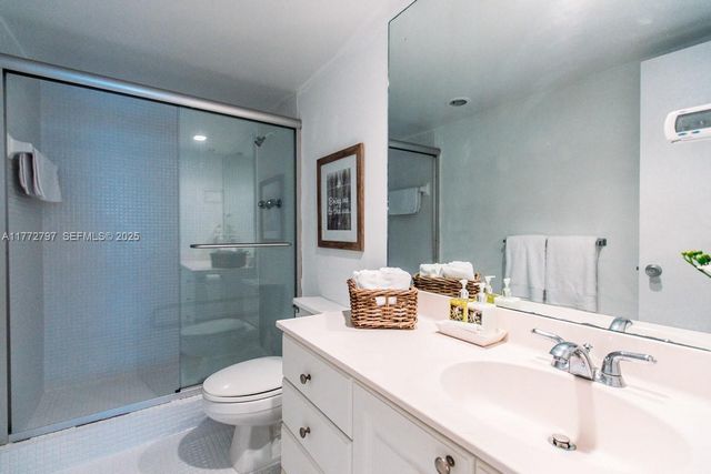 19370 Collins Avenue 326, Sunny Isles Beach, FL 33160