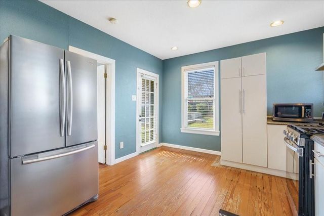 1107 E 32nd ST, Austin, TX 78722