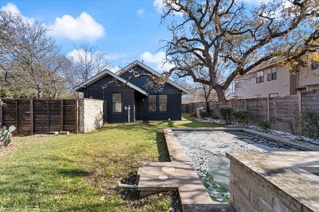 1107 E 32nd ST, Austin, TX 78722