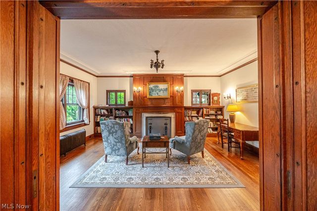 3085 Fairmount Boulevard, Cleveland Heights, OH 44118
