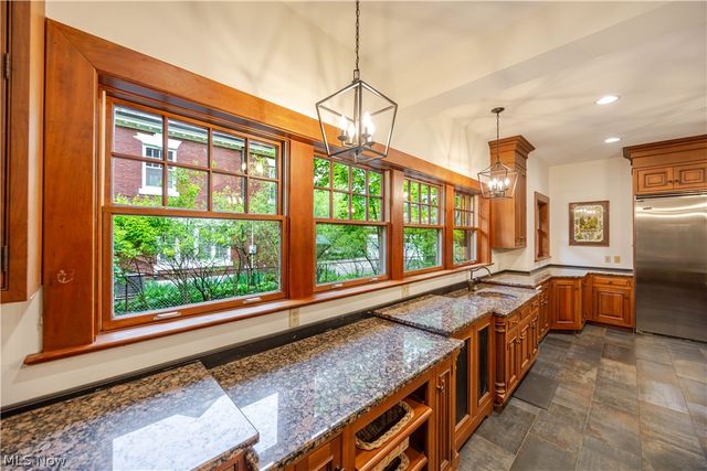 3085 Fairmount Boulevard, Cleveland Heights, OH 44118