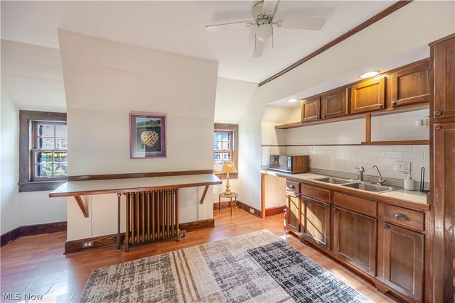 3085 Fairmount Boulevard, Cleveland Heights, OH 44118
