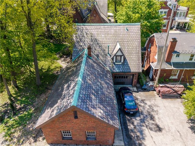 3085 Fairmount Boulevard, Cleveland Heights, OH 44118