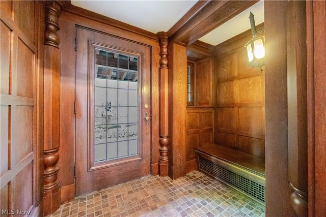 3085 Fairmount Boulevard, Cleveland Heights, OH 44118