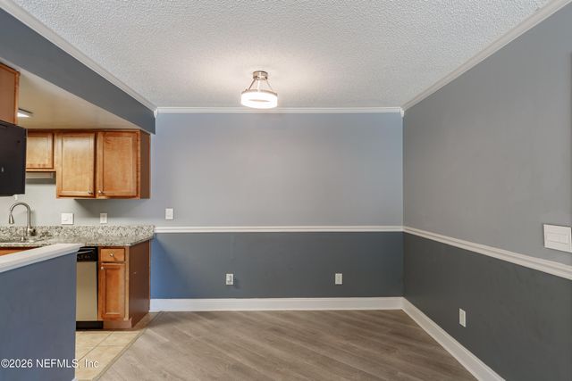 3737 LORETTO Road 905, Jacksonville, FL 32223