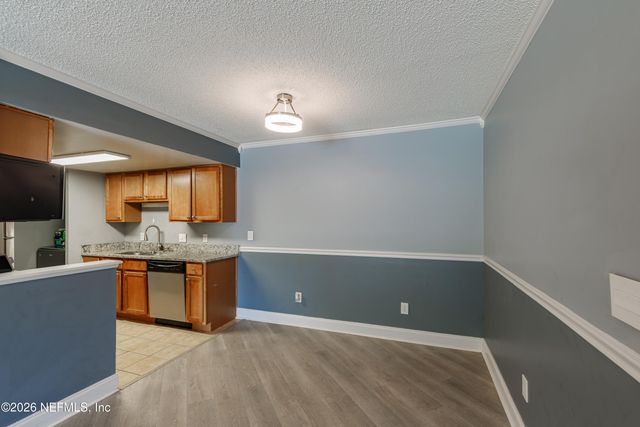 3737 LORETTO Road 905, Jacksonville, FL 32223