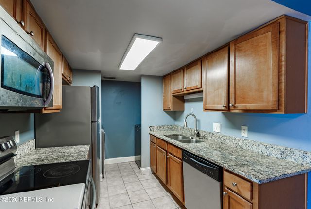 3737 LORETTO Road 905, Jacksonville, FL 32223