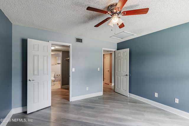 3737 LORETTO Road 905, Jacksonville, FL 32223