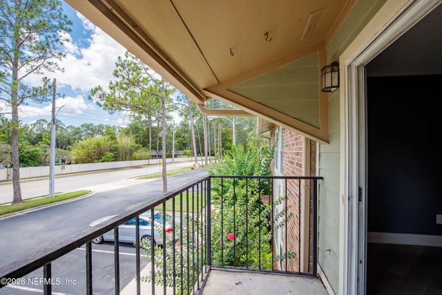 3737 LORETTO Road 905, Jacksonville, FL 32223