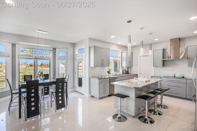 6535 Pond Drive, Washington Township, MI 48094