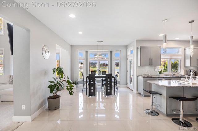 6535 Pond Drive, Washington Township, MI 48094