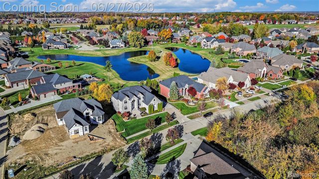 6535 Pond Drive, Washington Township, MI 48094