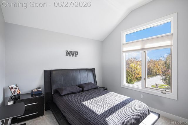 6535 Pond Drive, Washington Township, MI 48094