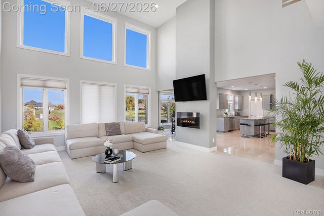 6535 Pond Drive, Washington Township, MI 48094