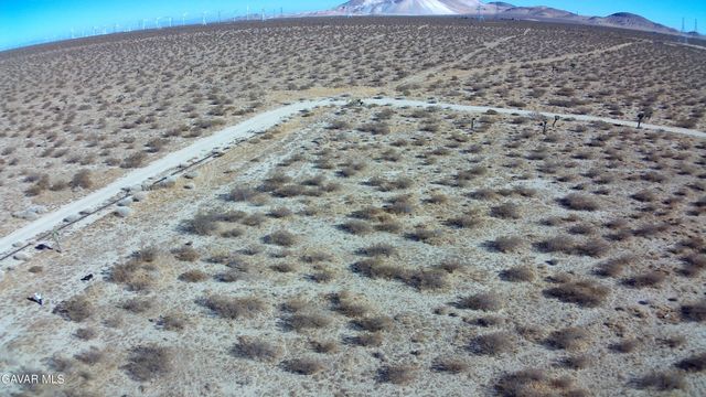 W 70th St West Street, Rosamond, CA 93560