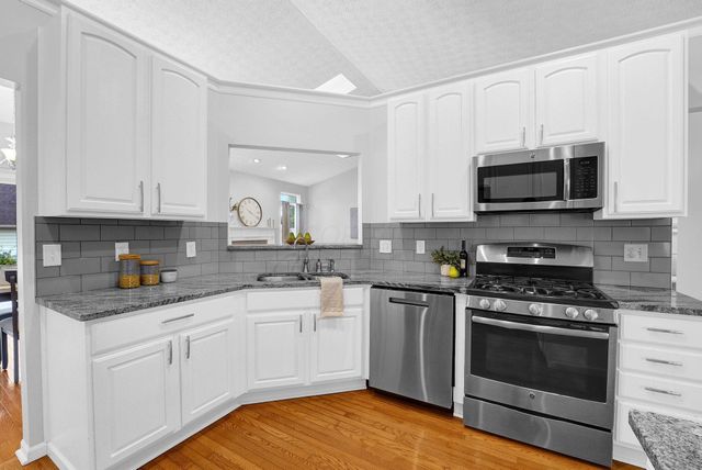 2484 Alisons Street, Lewis Center, OH 43035