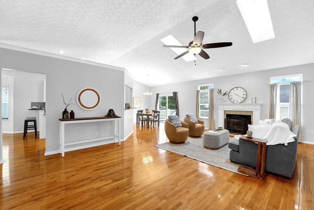 2484 Alisons Street, Lewis Center, OH 43035
