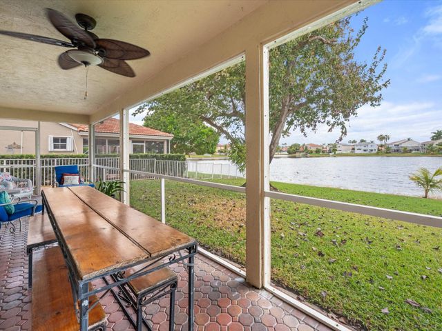 1011 NW 193rd Ave, Pembroke Pines, FL 33029