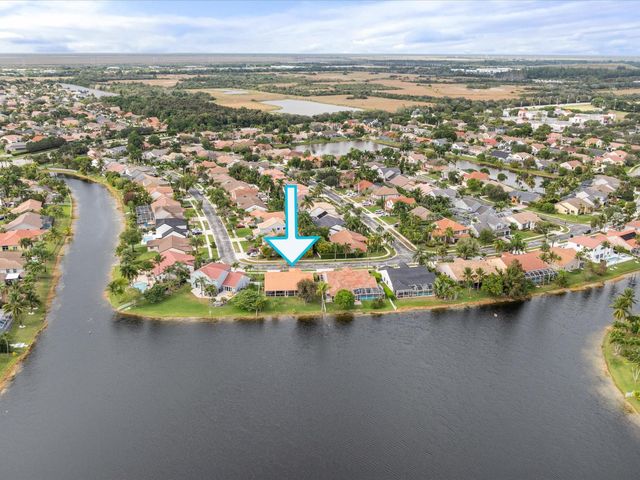 1011 NW 193rd Ave, Pembroke Pines, FL 33029