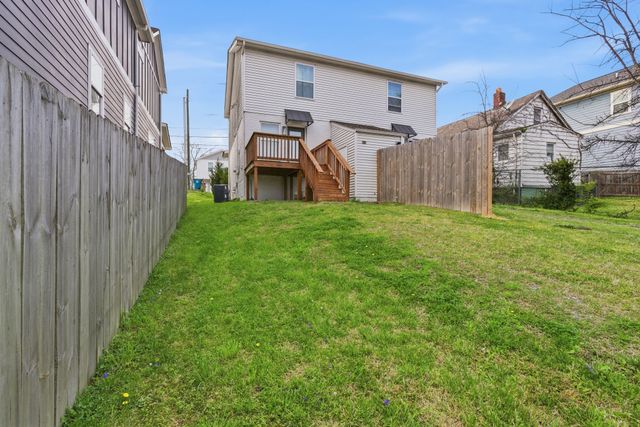 2210A 24th Ave, N, Nashville, TN 37208