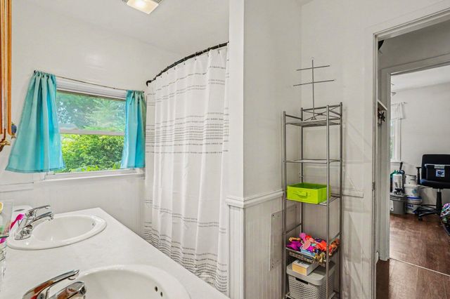 926 Foley Street, Kalamazoo, MI 49001