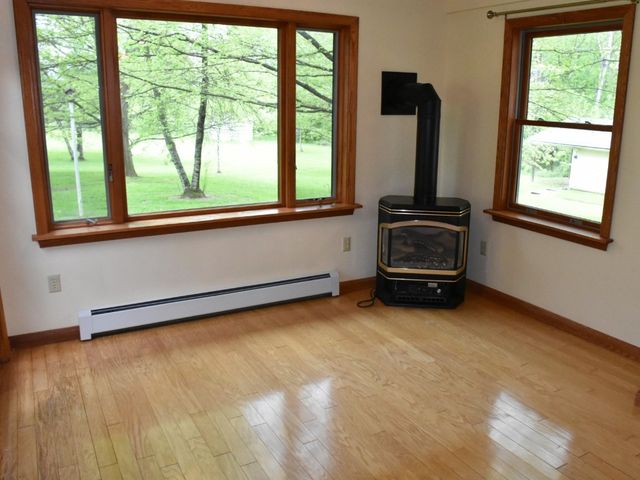 18879 E COLE Road, Meadville, PA 16335