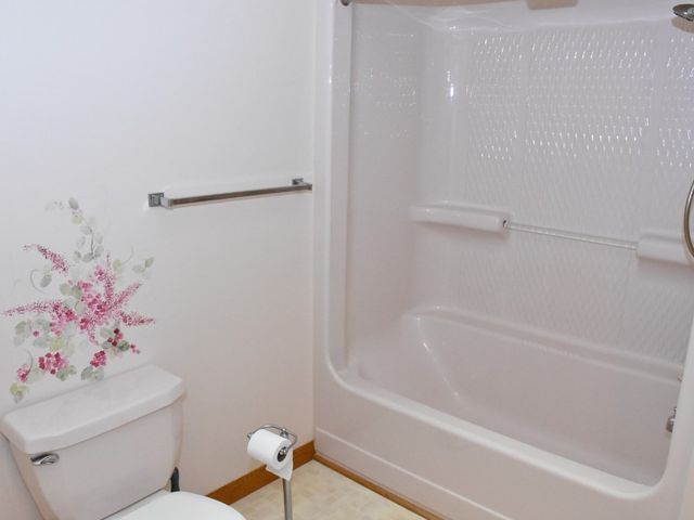 18879 E COLE Road, Meadville, PA 16335