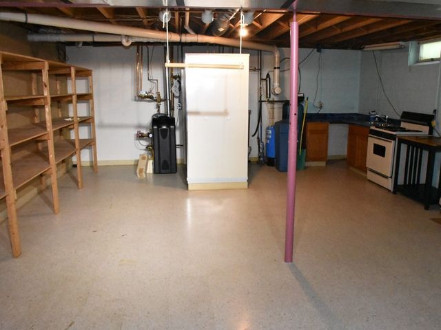 18879 E COLE Road, Meadville, PA 16335