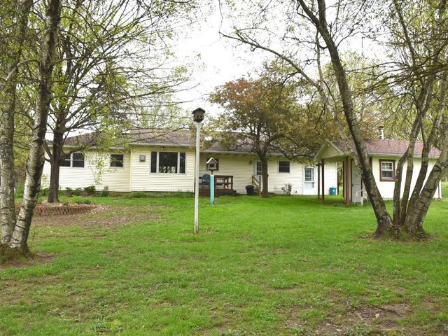 18879 E COLE Road, Meadville, PA 16335