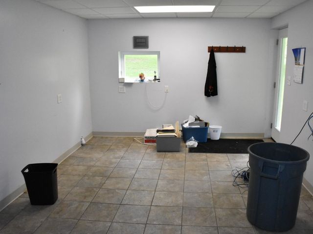 18879 E COLE Road, Meadville, PA 16335