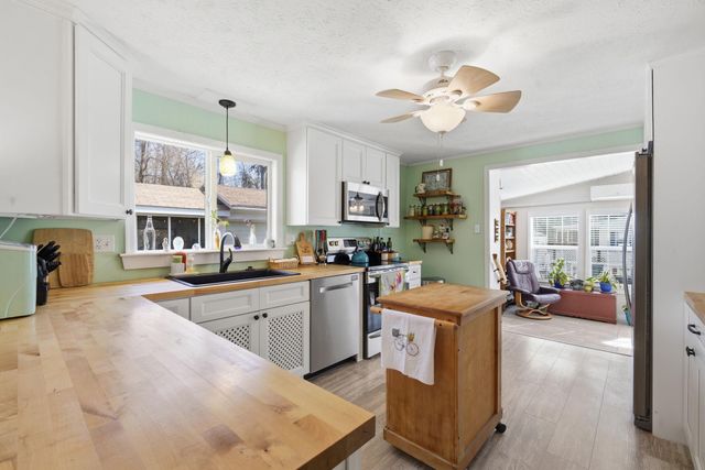 20812 MERCER AVE, Rock Hall, MD 21661