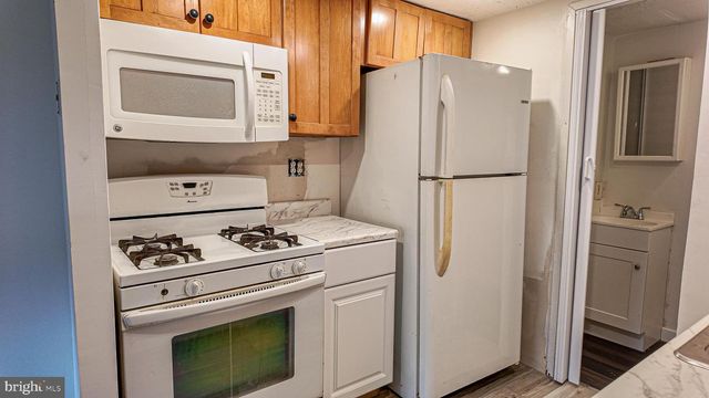 3333-00 COMLY RD #13, Philadelphia, PA 19154