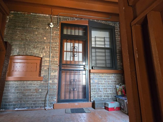 7543 S Yates Boulevard, Chicago, IL 60649