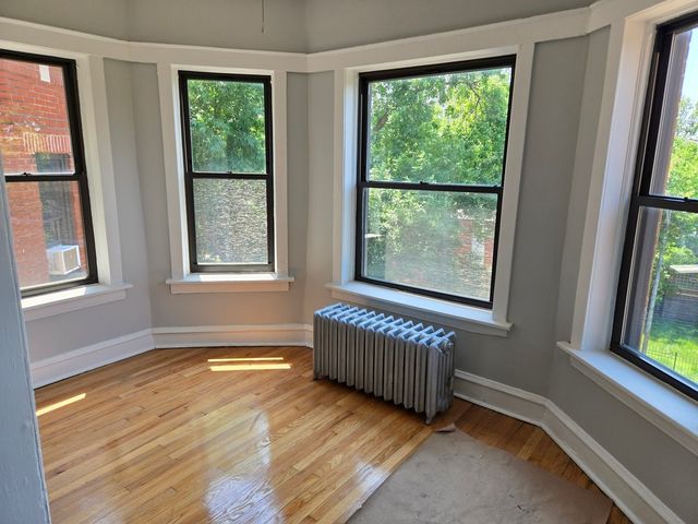7543 S Yates Boulevard, Chicago, IL 60649