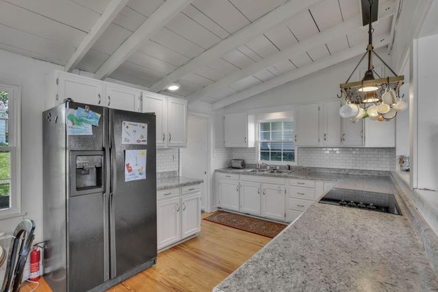 13384 Orchard Island NE, Millersport, OH 43046