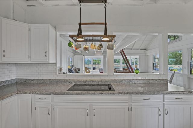 13384 Orchard Island NE, Millersport, OH 43046