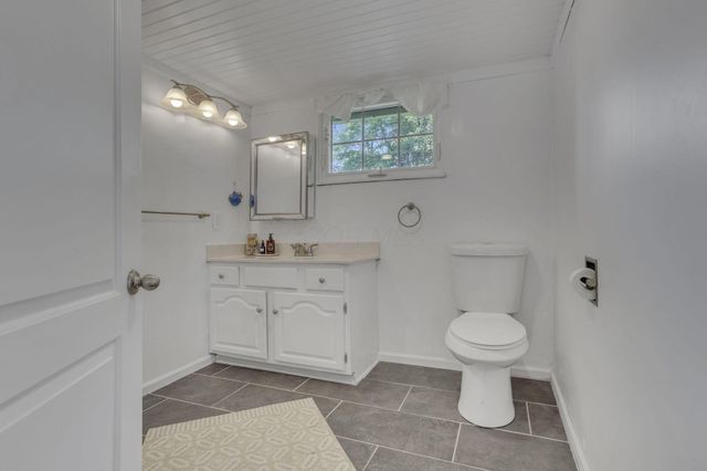 13384 Orchard Island NE, Millersport, OH 43046