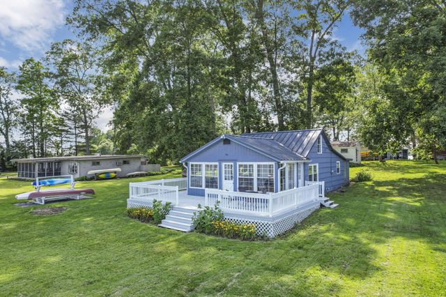 13384 Orchard Island NE, Millersport, OH 43046
