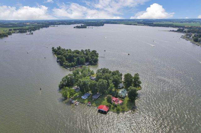 13384 Orchard Island NE, Millersport, OH 43046