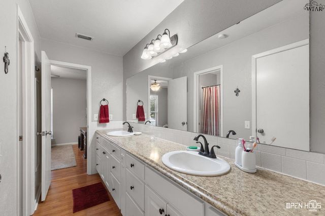 4315 S LEIGHTON CIRCLE, Wichita Falls, TX 76309