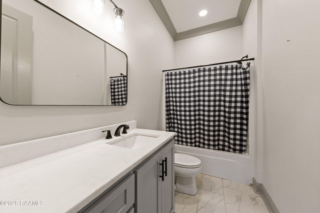 110 Gideon Road, Youngsville, LA 70592