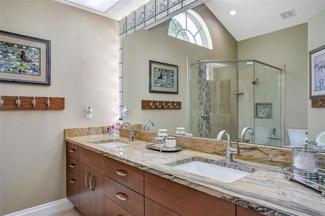 19616 LIVINGSTON AVENUE, Lutz, FL 33559