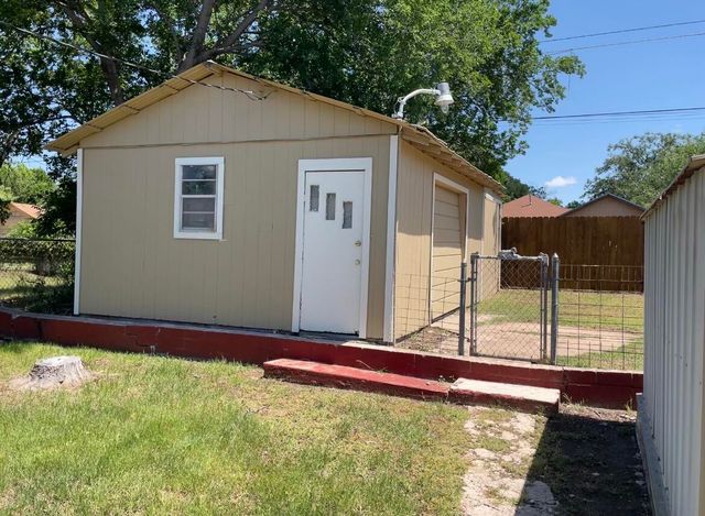 1925 Webster Street, San Angelo, TX 76901