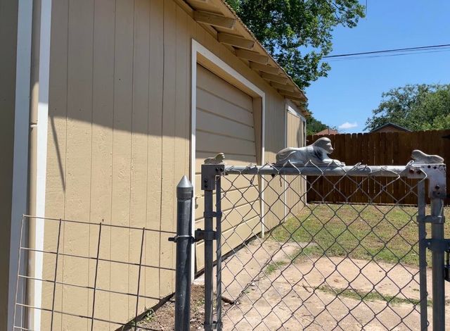 1925 Webster Street, San Angelo, TX 76901