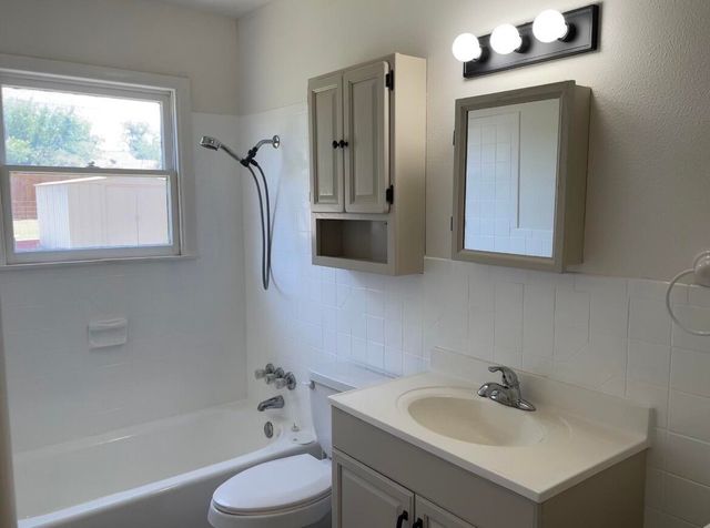 1925 Webster Street, San Angelo, TX 76901
