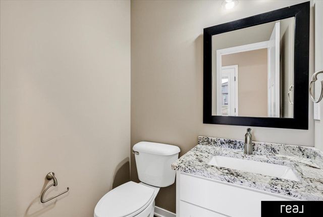 12635 Carpenter Street, Papillion, NE 68138